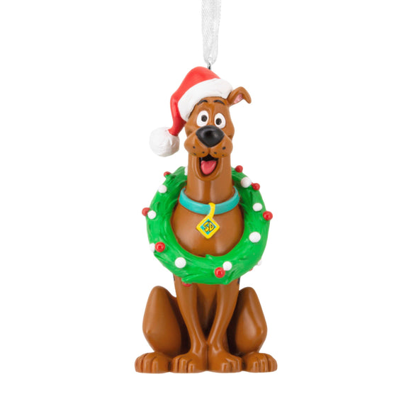 Scooby-Doo Hanging Ornament - With Wreath & Santa Hat