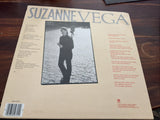 LP-SUZANNE VEGA-debut-1985-Marlene on the Wall, Undertow, Small Blue Thing1