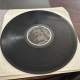Eurythmics We Too Are One Vinyl Record 12” 33 RPM SFL 0174 RCA Records 1989 VG+3