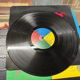 QUEEN L.P. 1982.   'HOT SPACE.'   EMI RECORDS - EMA 797.   1st PRESS.   Veg3
