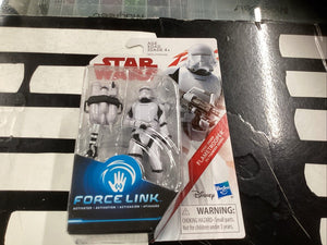 STAR WARS E0521EL2 Force Link First Order Flametrooper Figure