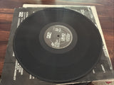 UB40   PRESENT ARMS .     LP+SP.3
