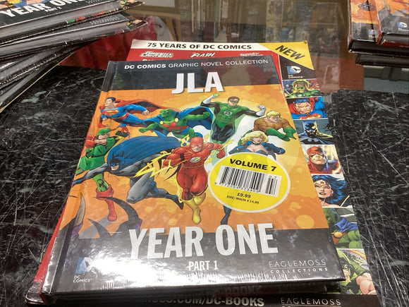 DC Comics Graphic Novel Collection Vol. 7 JLA - Year One Part 1 Eaglemoss