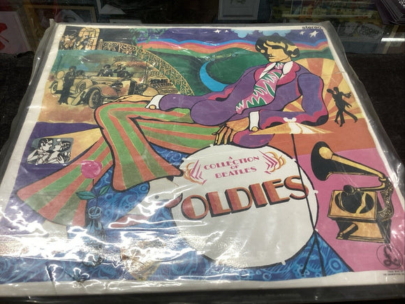 THE BEATLES COLLECTION OF OLDIES ONE BOX EMI UK PARLOPHONE VINYL LP PCS 7016