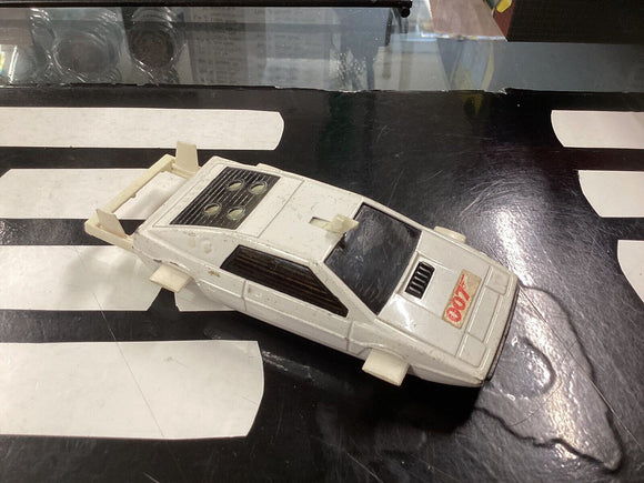 1977 vintage Corgi Junior 007 Lotus Esprit 1.64 diecast white classic